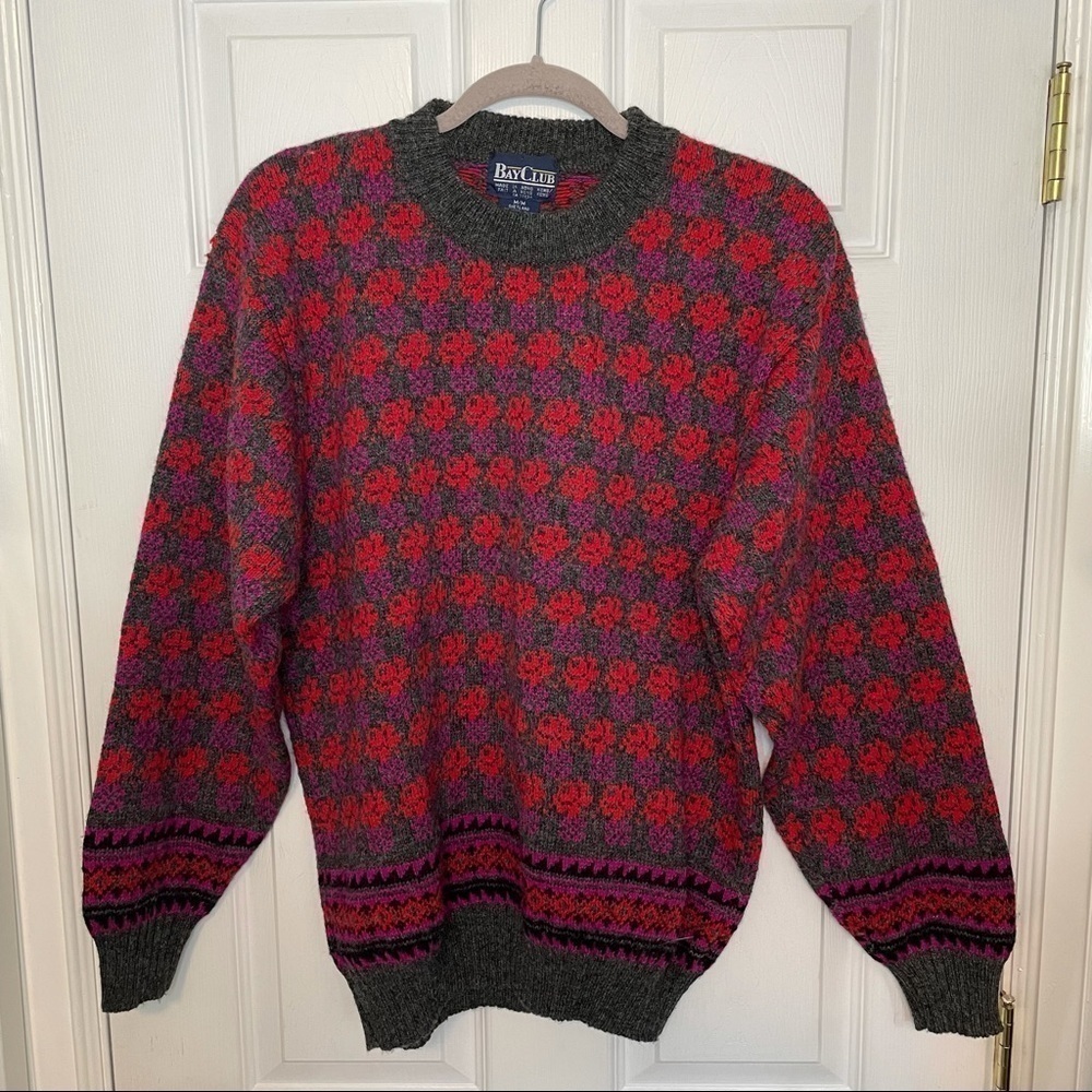 VINTAGE Bay Club 100% Wool Crewneck Pullover Rose Grandma Cottagecore Sweater M
